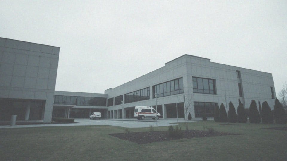 Jakie są przyczyny zgonów w młodszej grupie wiekowej?