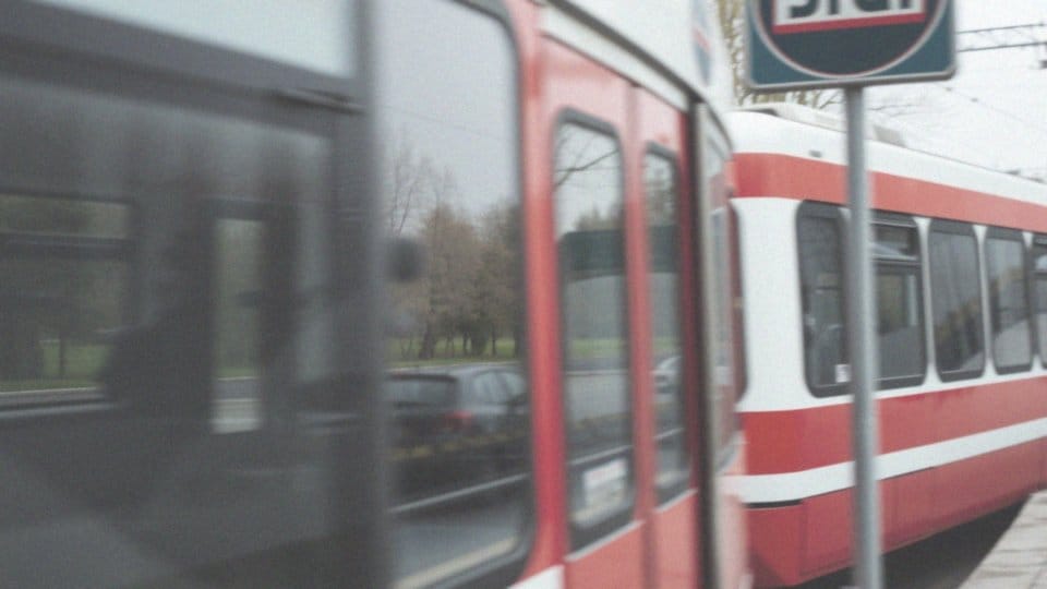 Łazienki Królewskie – dojazd tramwajem z różnych części Warszawy